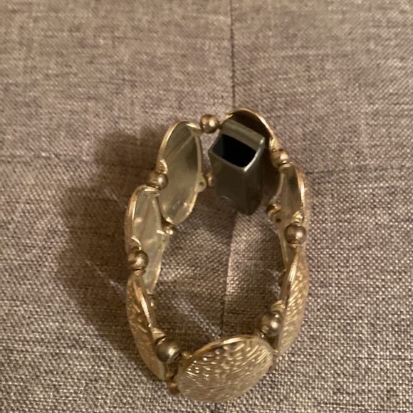 NIB silver tone bracelet for fitness tracker - Picture 3 of 5